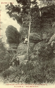 Eloyes - Les Roches des Cuveaux se trouvant au sommet de la Montagne la Tête-des-Cuveaux